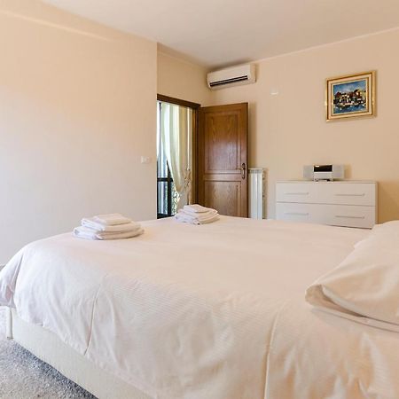 Begatto Apartment, Nel Cuore Del Centro Storico Bologna Kültér fotó